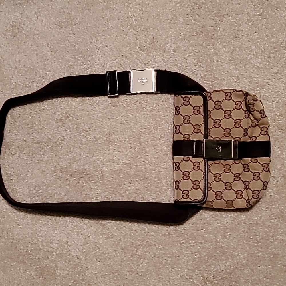 Gucci belt bag